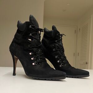 Manolo Blahnik suede booties size 38, fit US 7